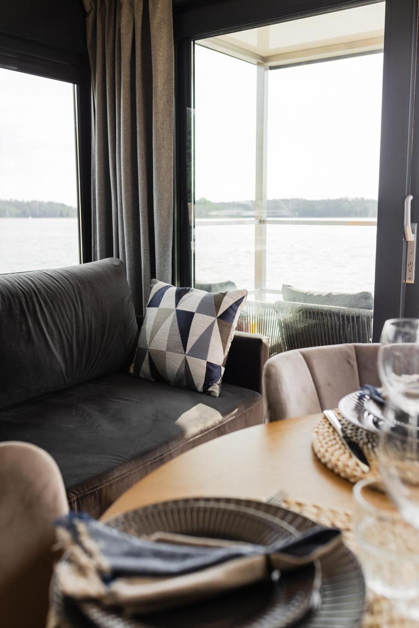 Domek Na Wodzie - Houseboat -Sauna, Taras Na Dachu, Dwie Sypialnie Mikołajki Dış mekan fotoğraf