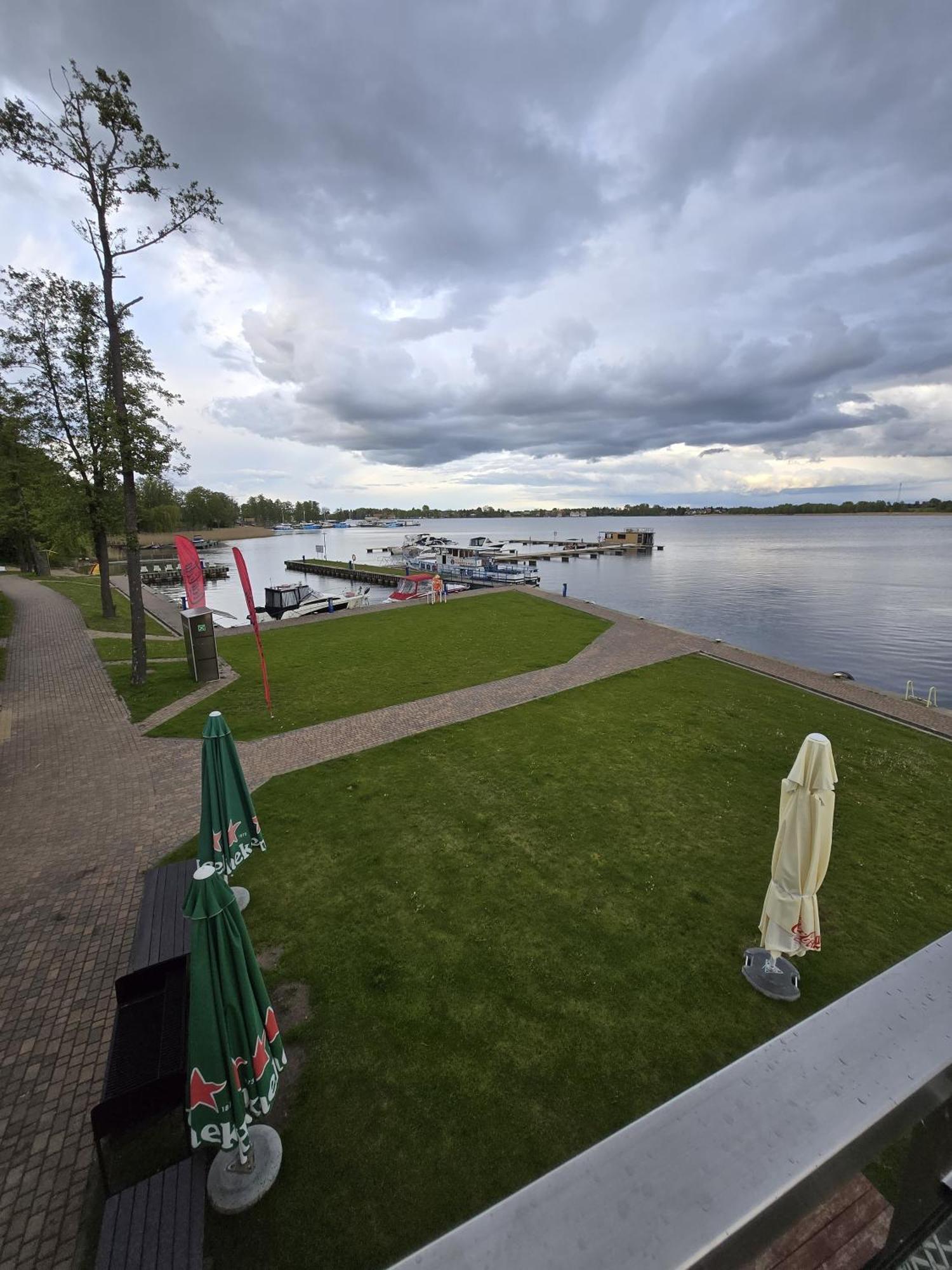 Domek Na Wodzie - Houseboat -Sauna, Taras Na Dachu, Dwie Sypialnie Mikołajki Dış mekan fotoğraf